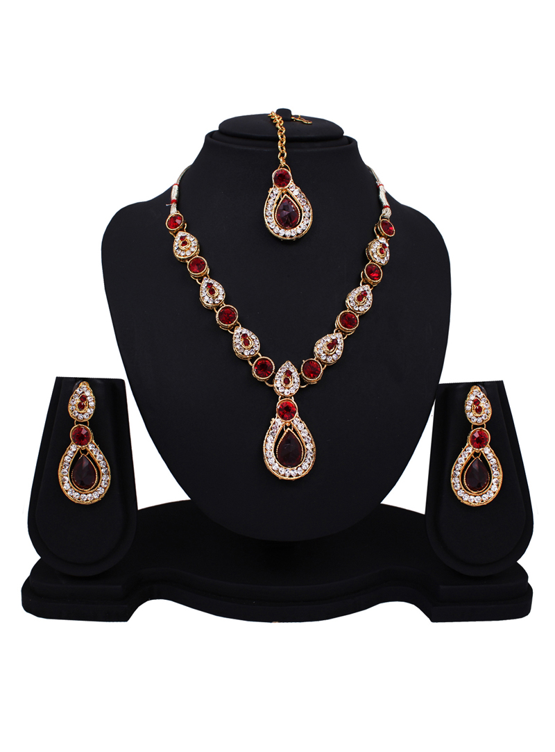 Maroon Alloy Austrian Diamonds Light Set With Maang Tikka 89161