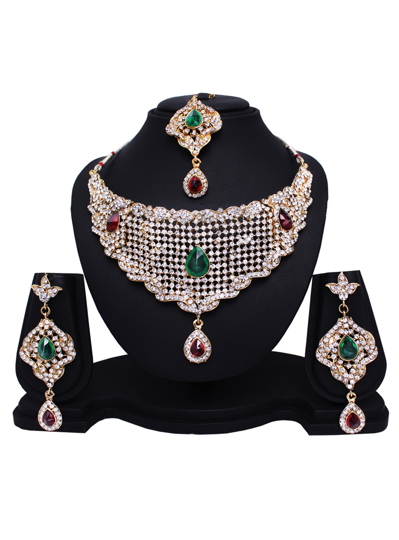 Green Alloy Austrian Diamonds Heavy Set with Earring and Mang Tikka 89165