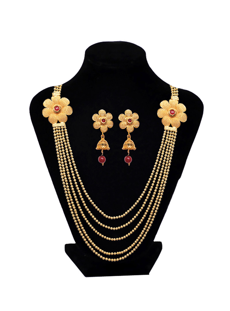 Golden Brass Set With Earrings 128538