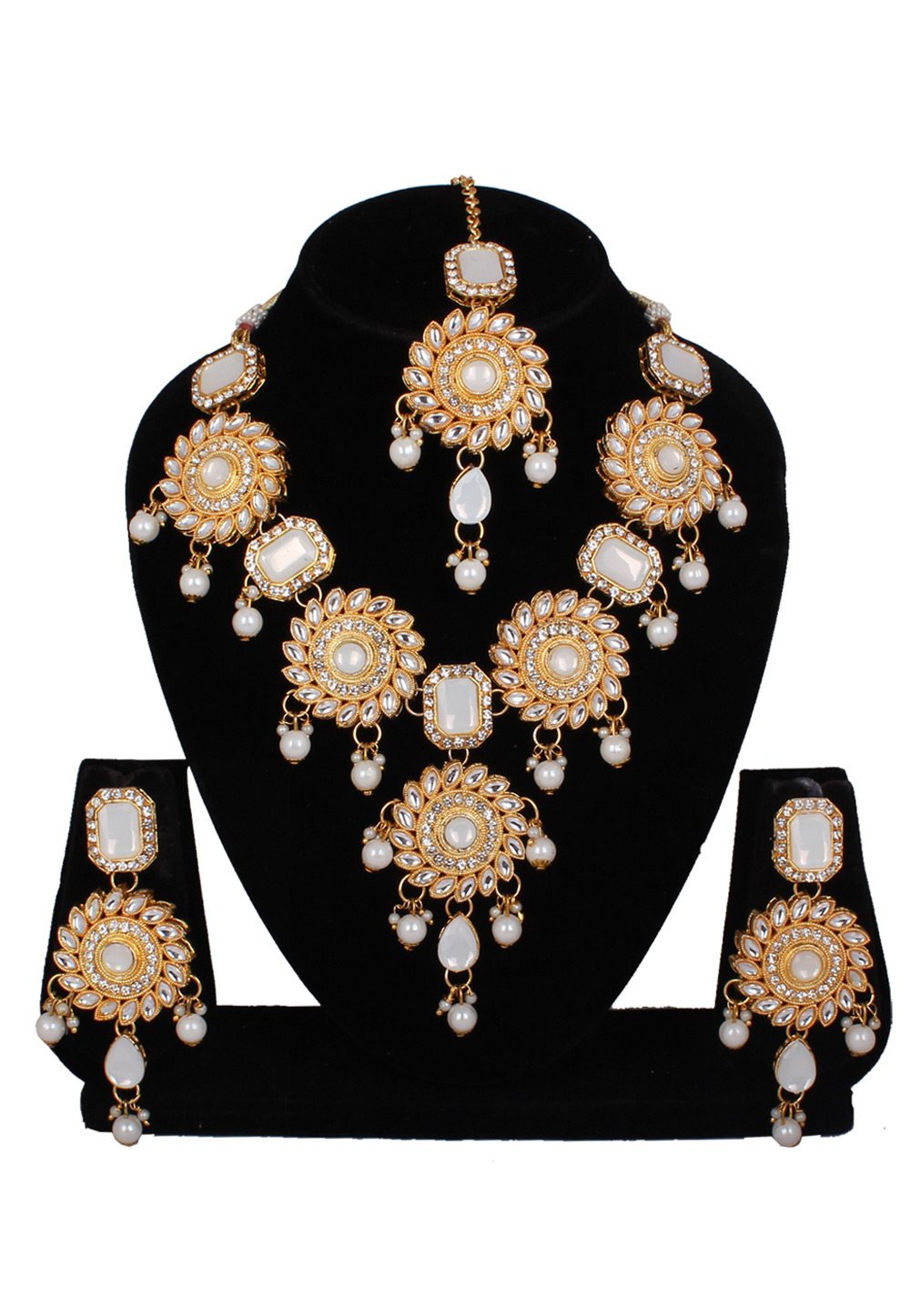 Off White Alloy Necklace Set With Earrings and Maang Tikka 257324
