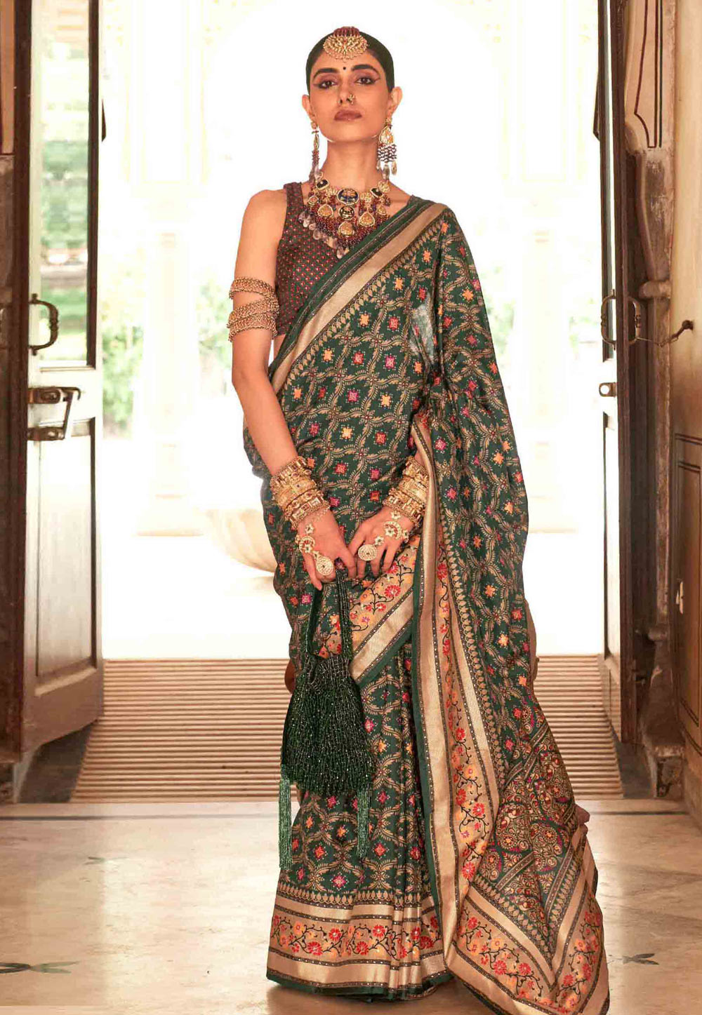 Green Silk Saree With Blouse 271398