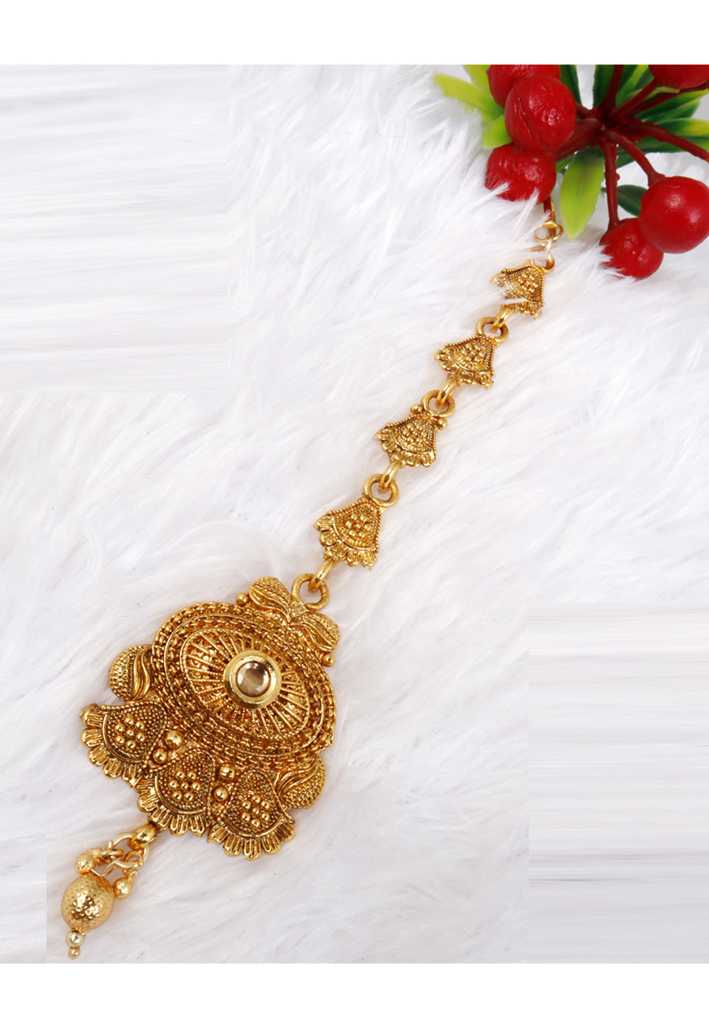 Golden Alloy Austrian Diamonds and Kundan Maang Tikka 272598