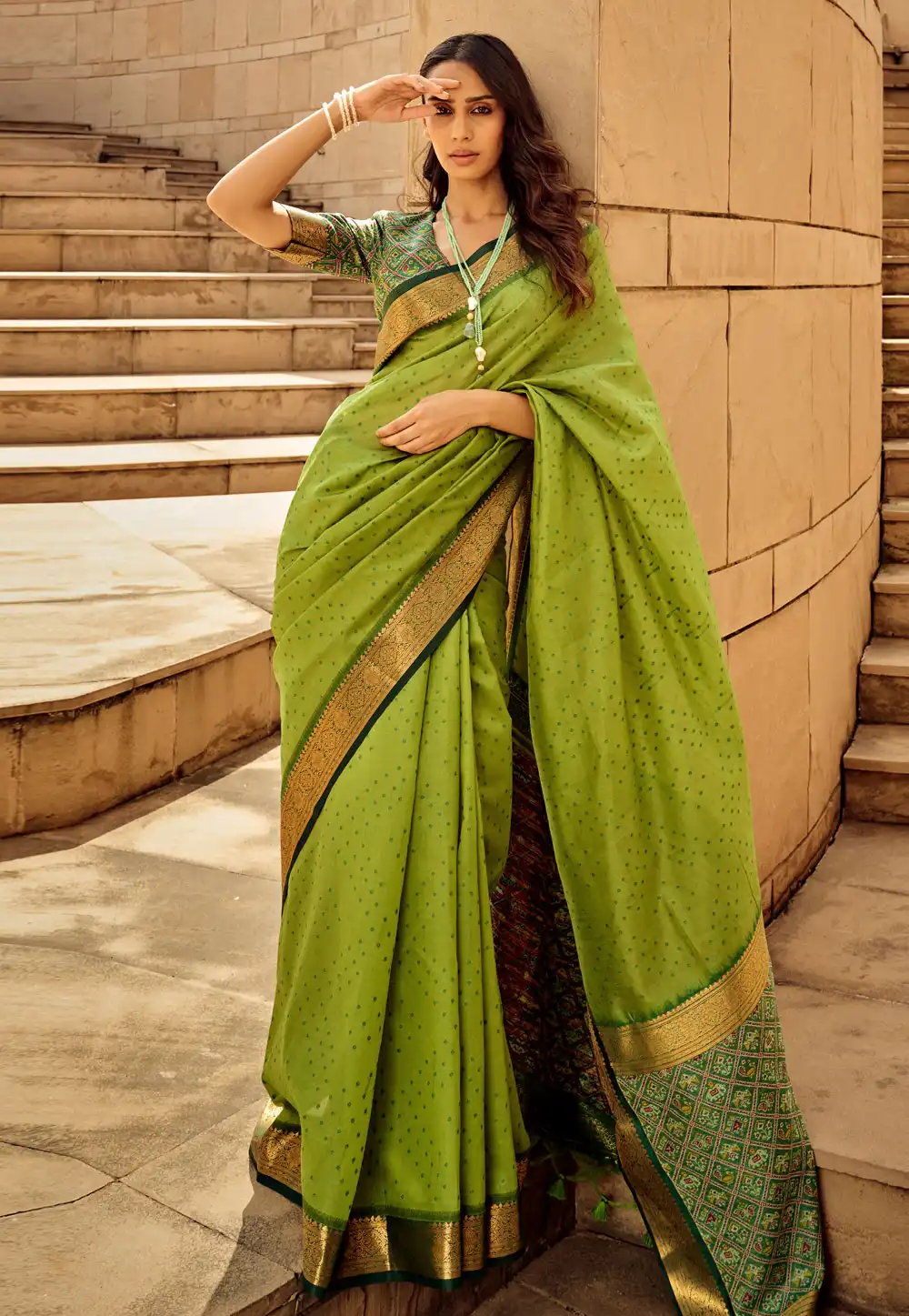 Light Green Silk Saree With Blouse 275883