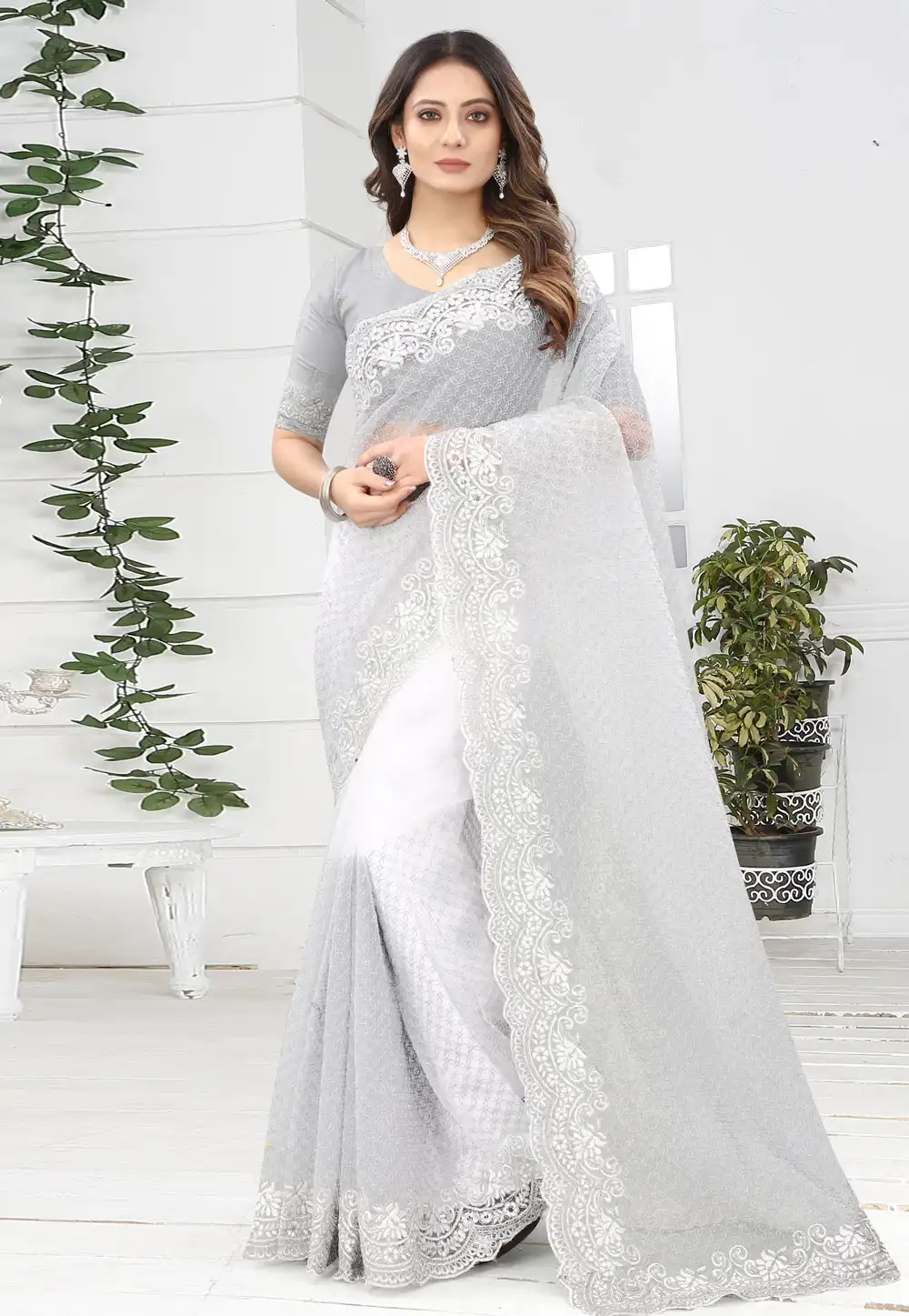 Grey Net Saree With Blouse 239080