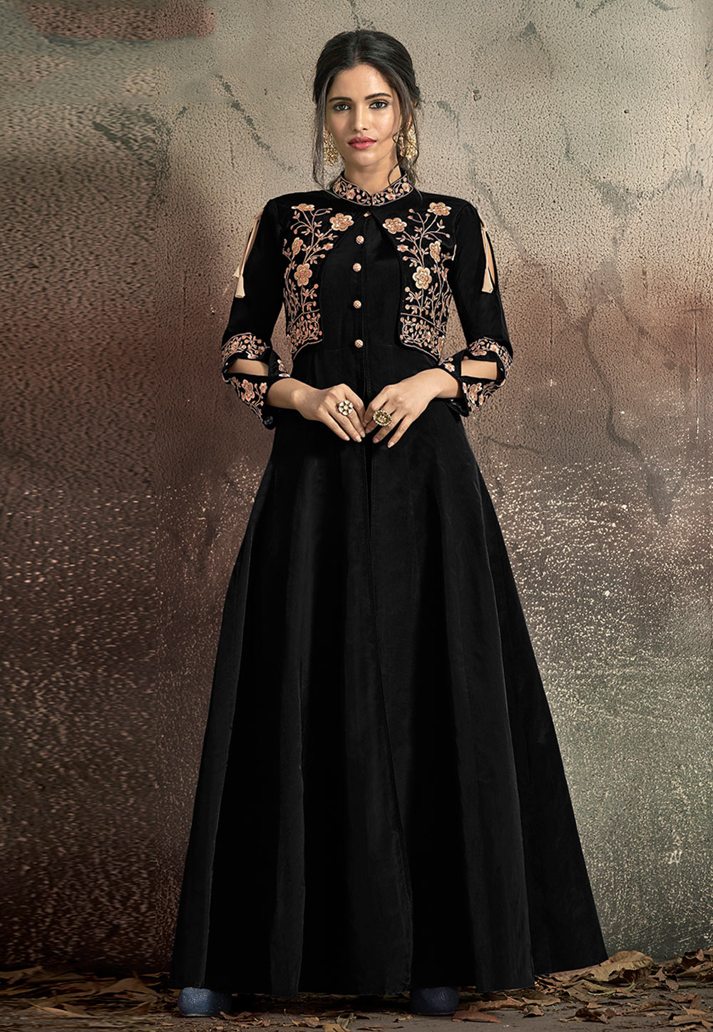 Black Taffeta Readymade Gown 184084