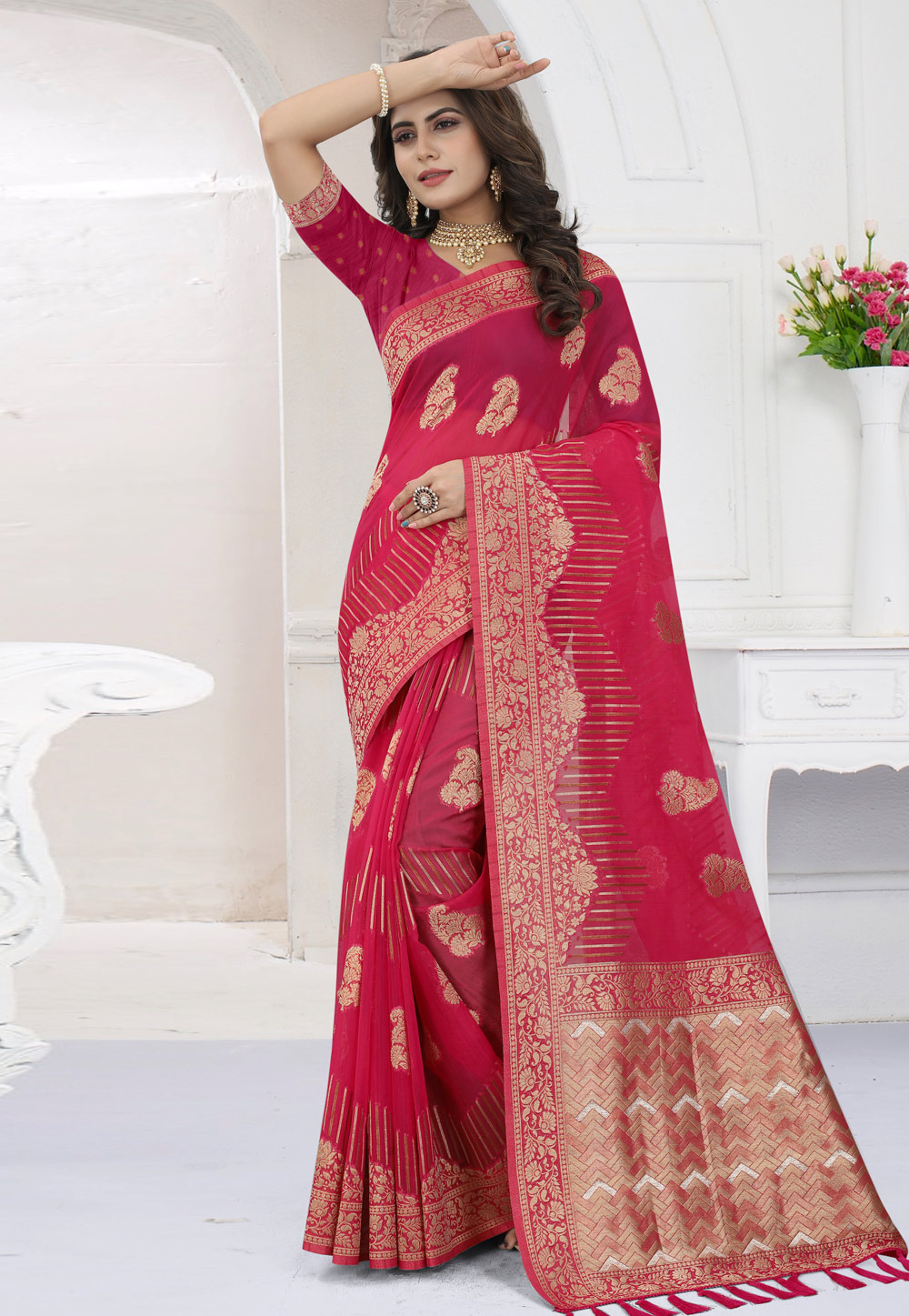 Pink Viscose Saree With Blouse 258377