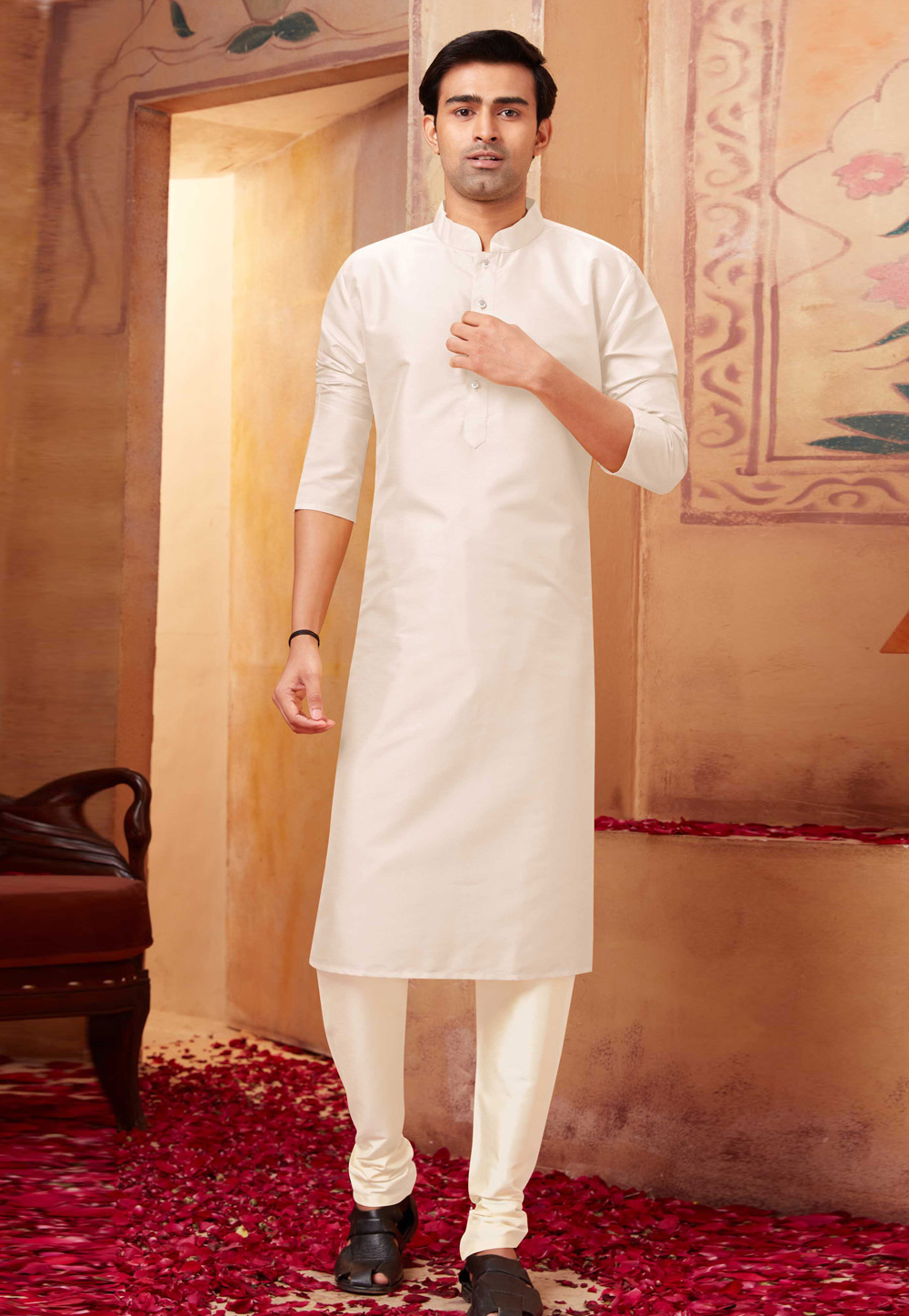 Off White Silk Kurta Pajama 258007