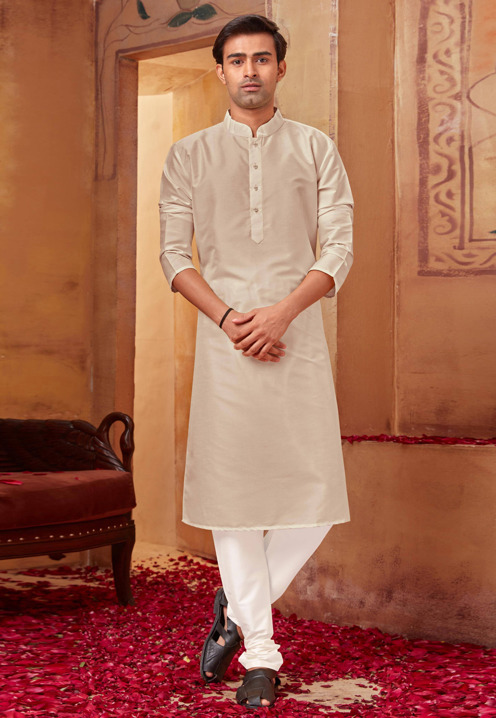 Off White Silk Kurta Pajama 258020