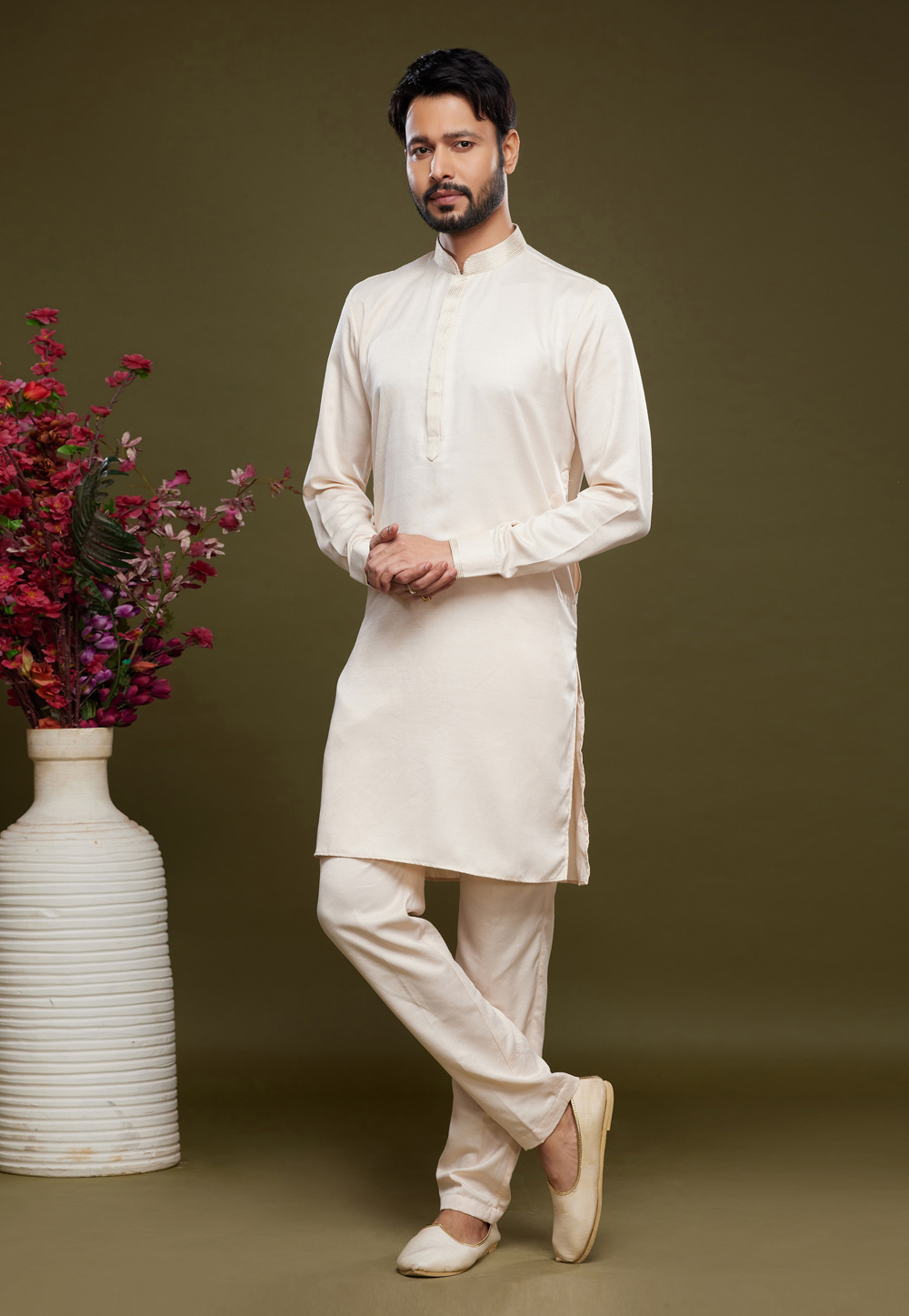 Off White Art Silk Kurta Pajama 275027