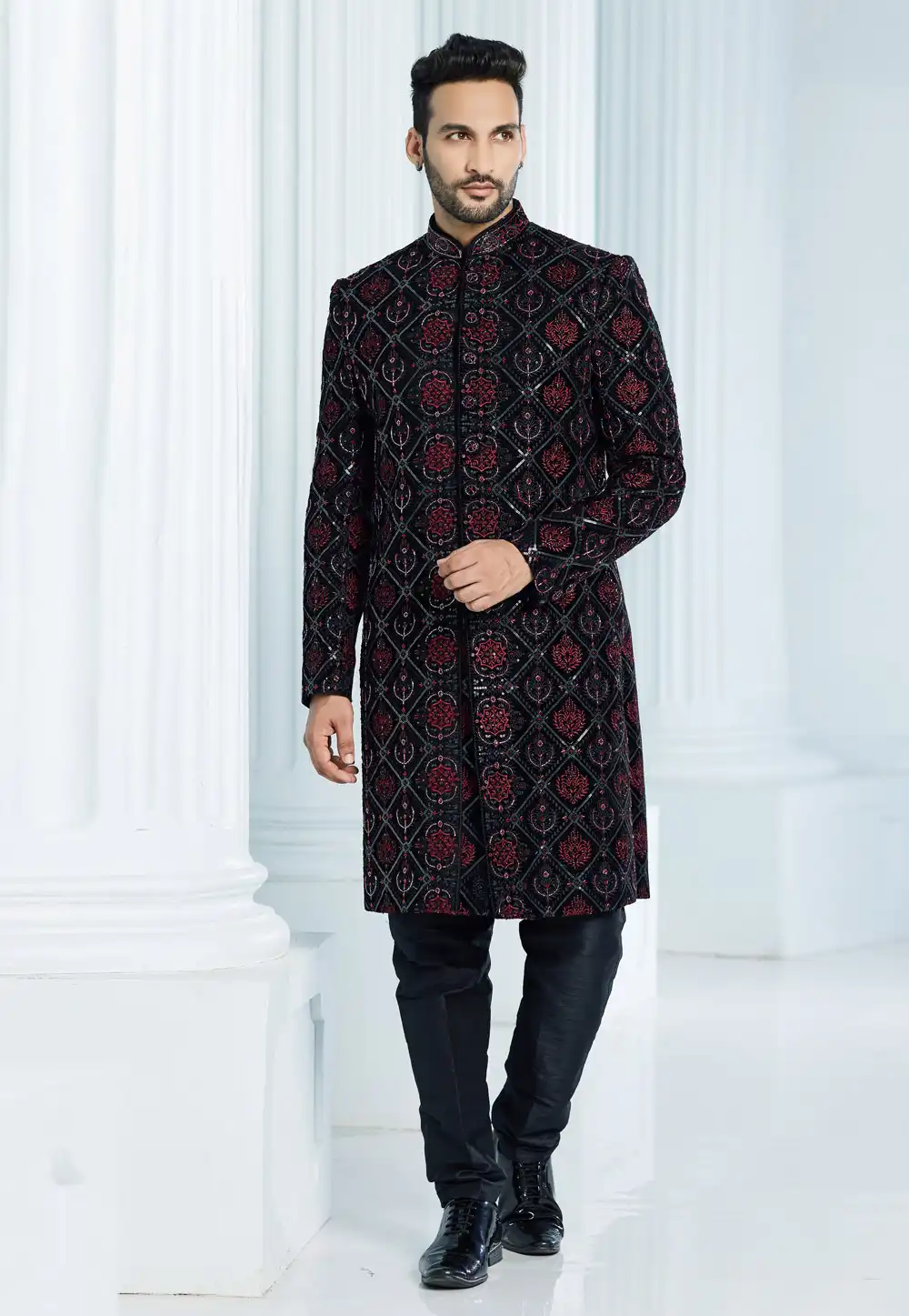 Black Velvet Pakistani Sherwani 275160