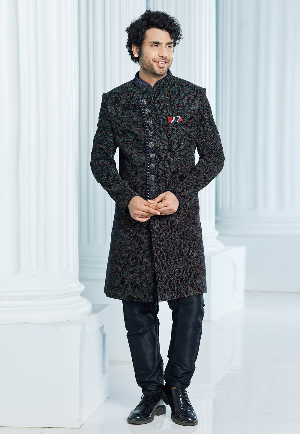Black Velvet Pakistani Sherwani 275161