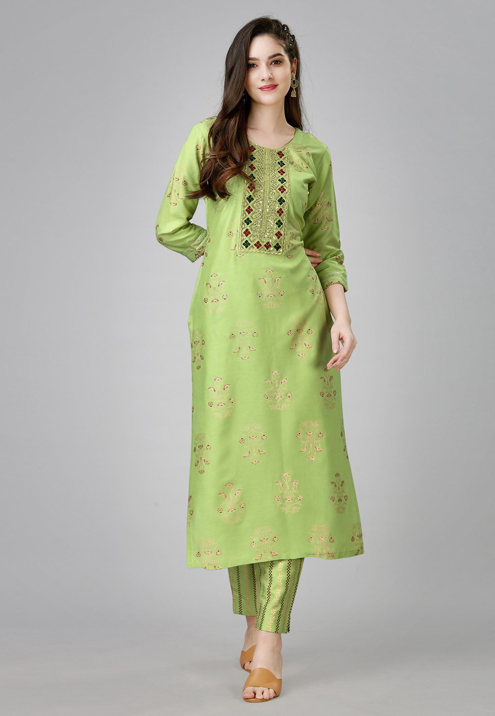 Light Green Rayon Kurta Set With Pant 259598