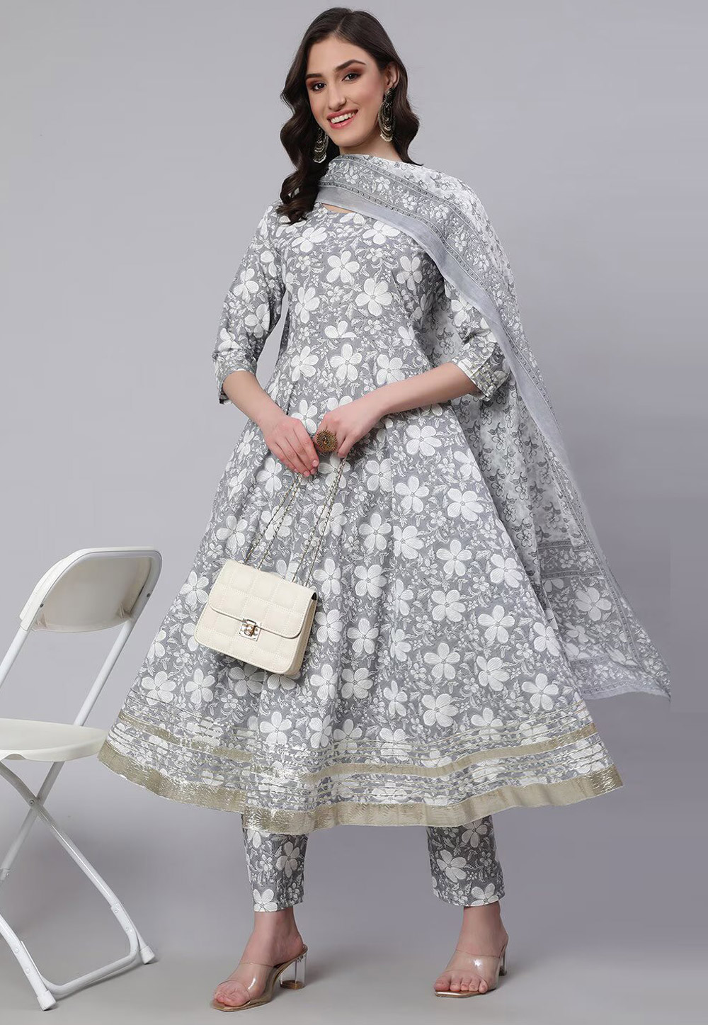 Grey Cotton Readymade Pakistani Suit 266924