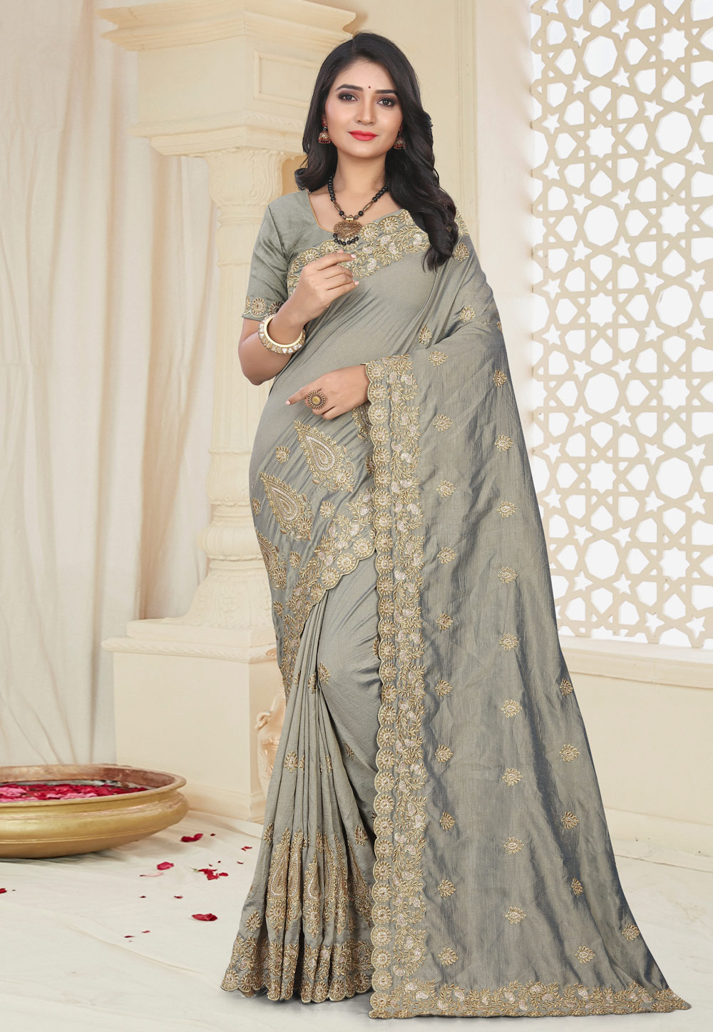 Grey Silk Saree With Blouse 195679