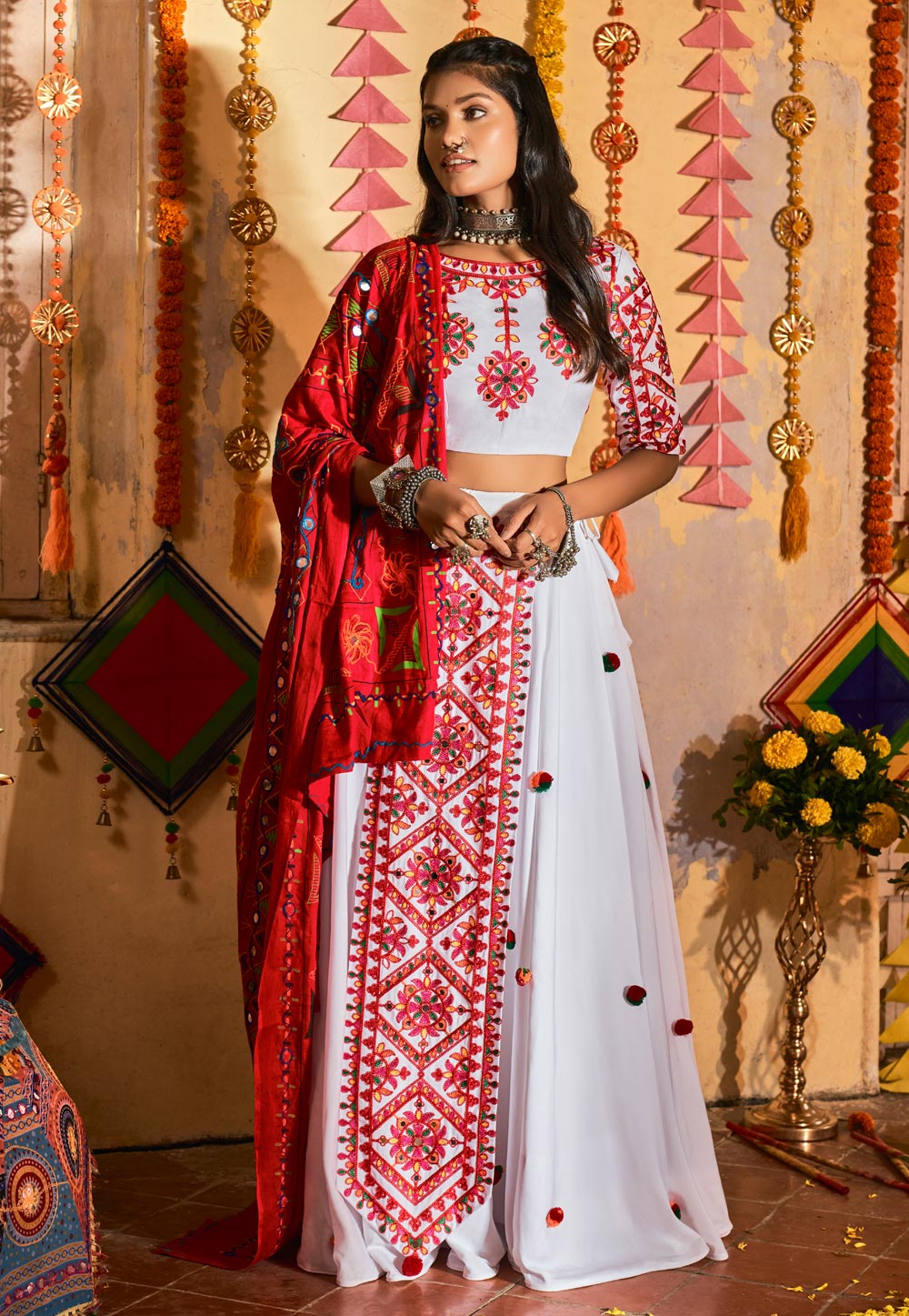 White Cotton Navratri Chaniya Choli 247366