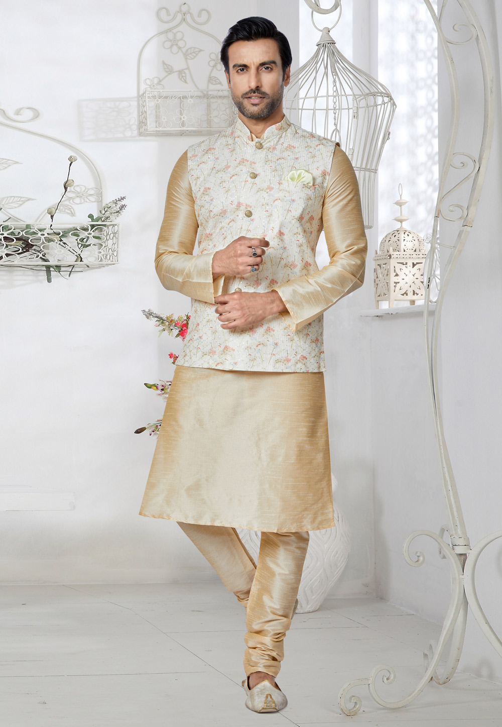 Cream Banarasi Kurta Pajama With Jacket 269031