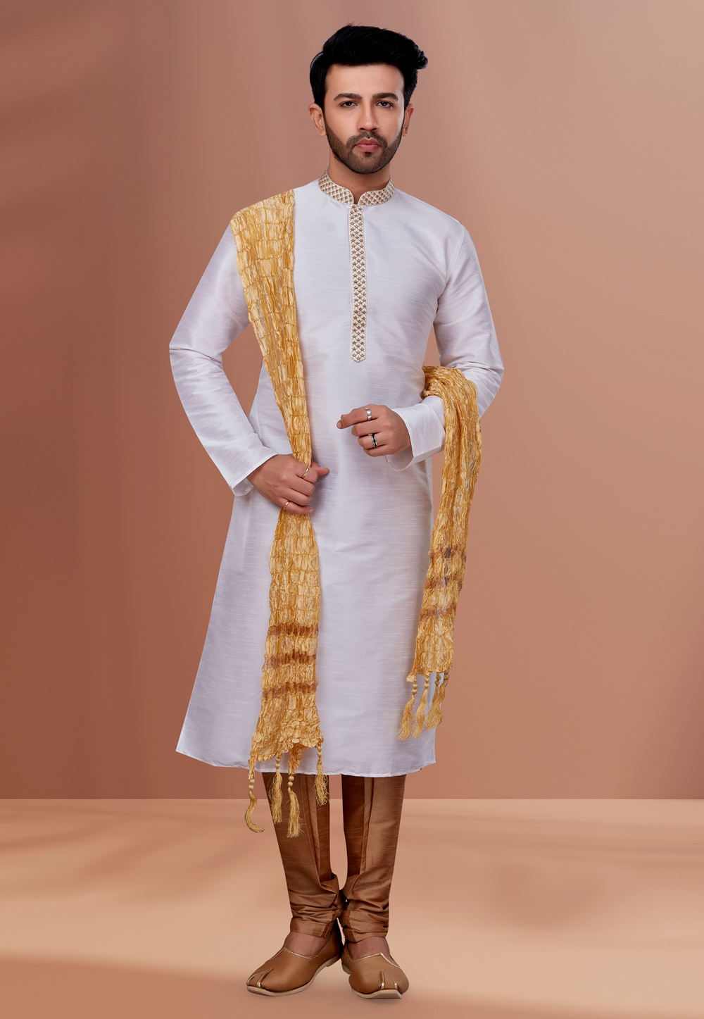 Off White Banarasi Kurta Pajama 256804