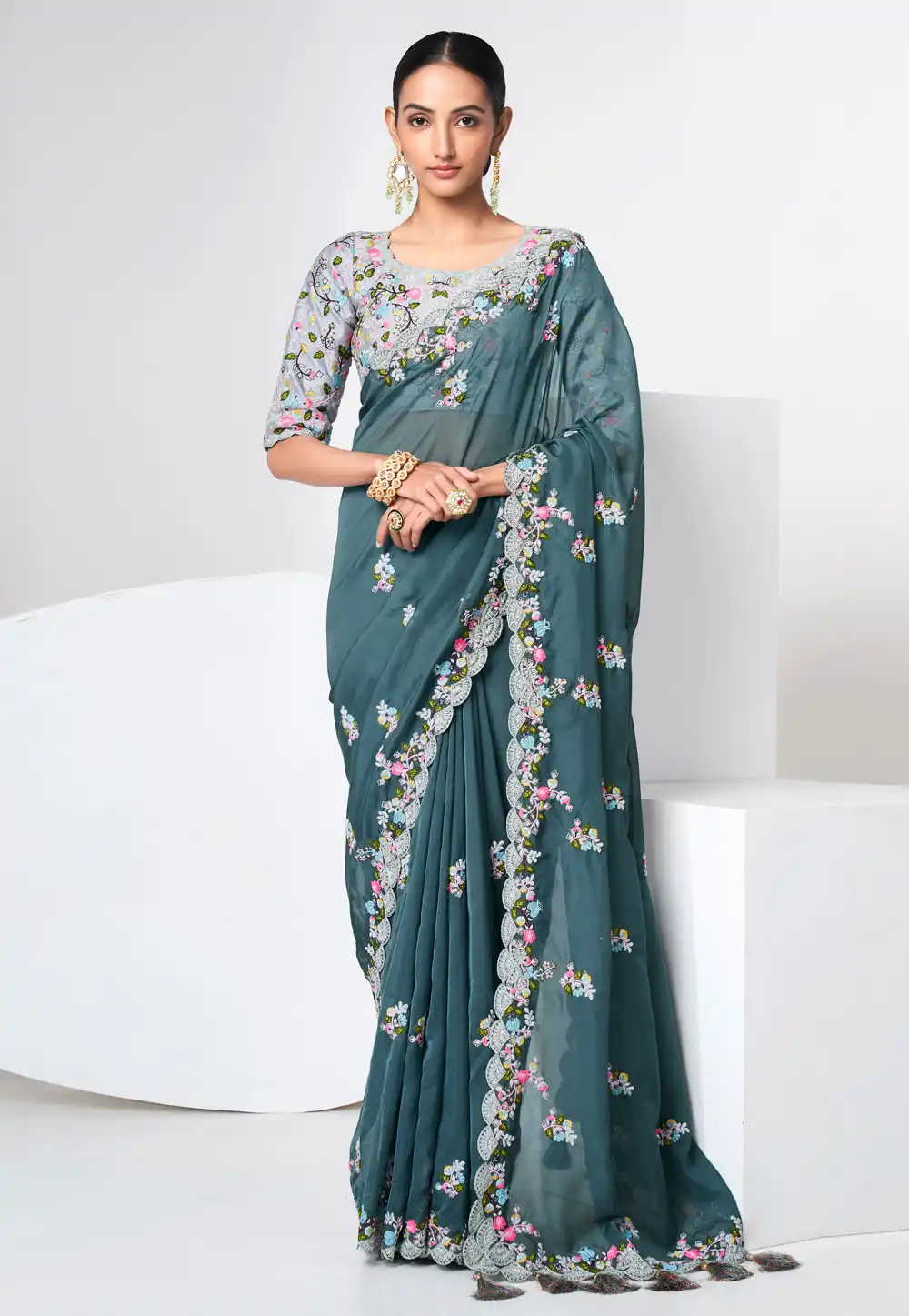 Grey Organza Saree With Blouse 259405