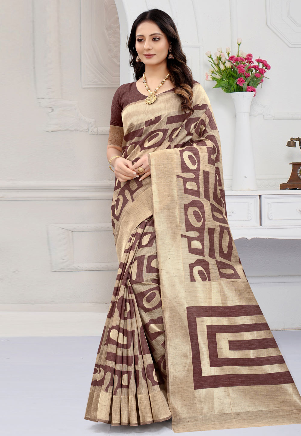 Beige Banarasi Saree With Blouse 239729