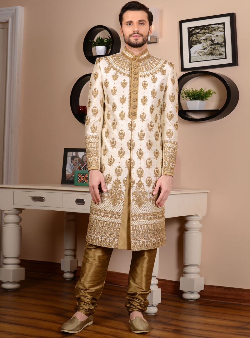 Off White Banarasi Chipkan Style Sherwani 113957