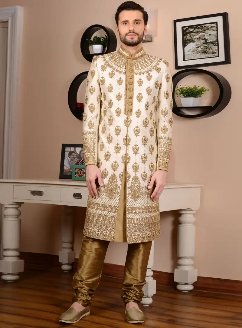 Off White Banarasi Chipkan Style Sherwani 113957