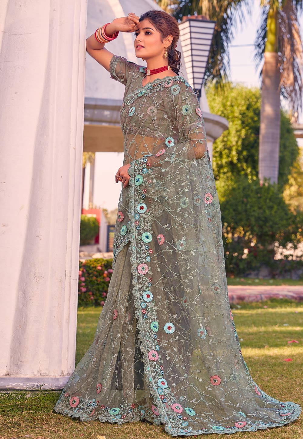 Grey Net Saree With Blouse 258700