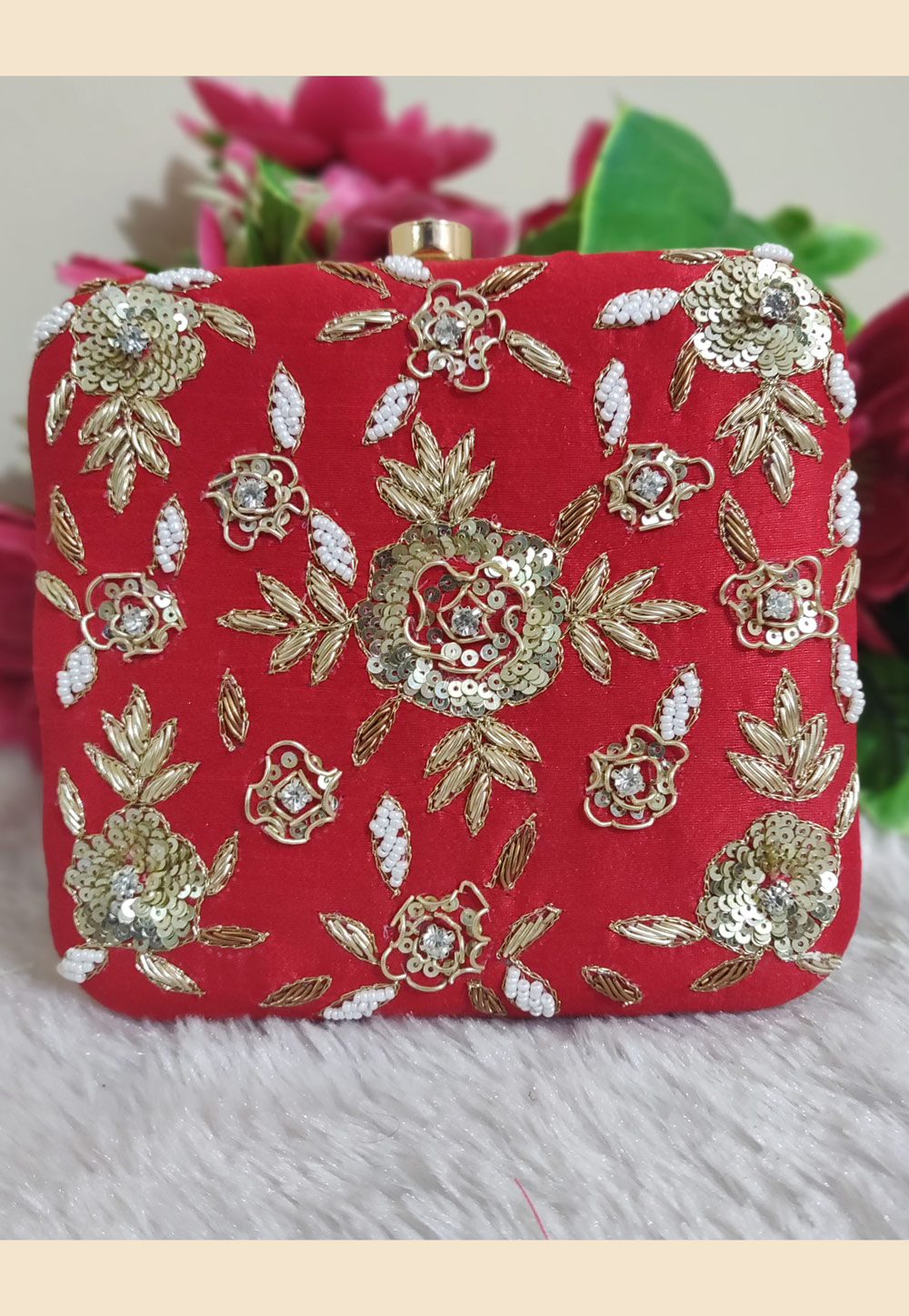 Red Synthetic Embroidered Clutch 189762