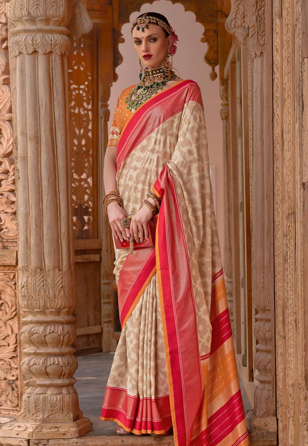 Beige Silk Saree With Blouse 265357