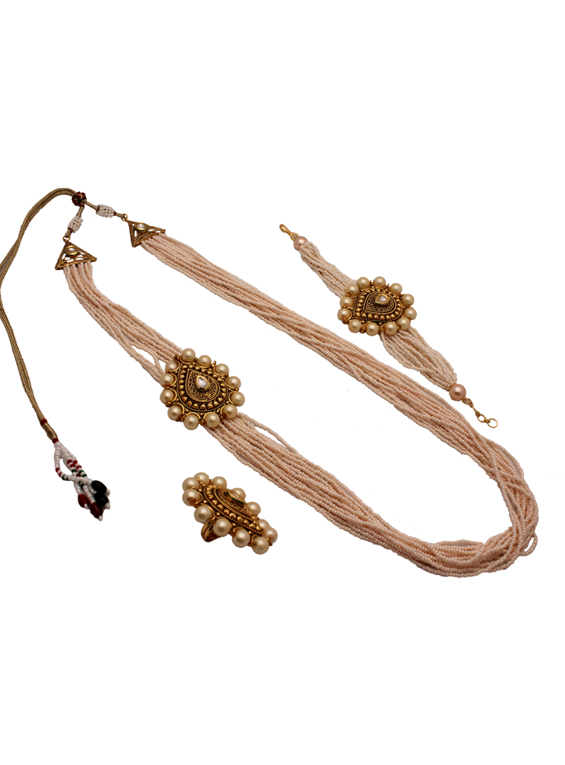 White Alloy Kundan Necklace With Earrings 148733