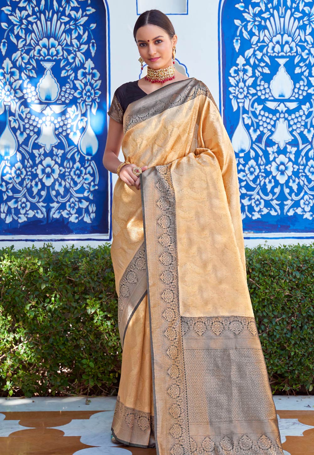 Golden Silk Saree With Blouse 199745