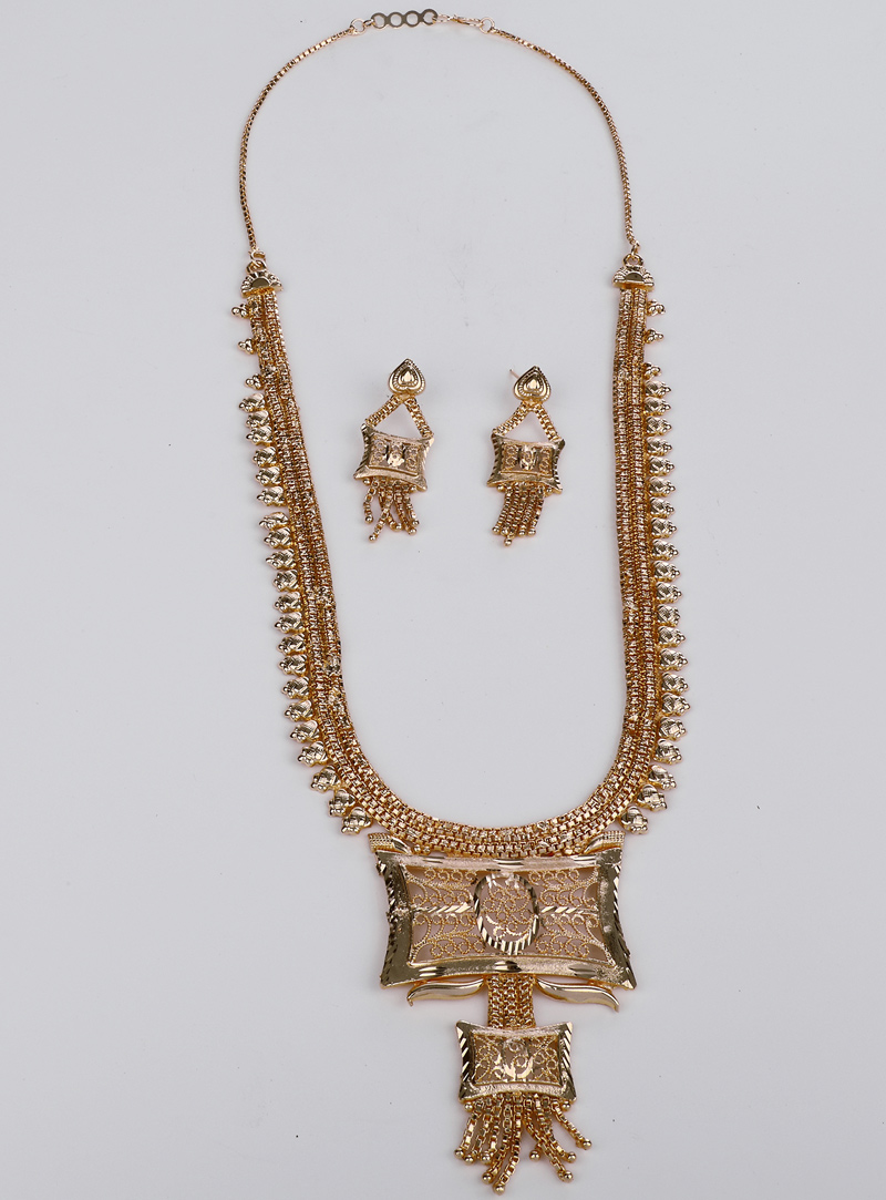 Golden Brass Necklace With Earrings 153173