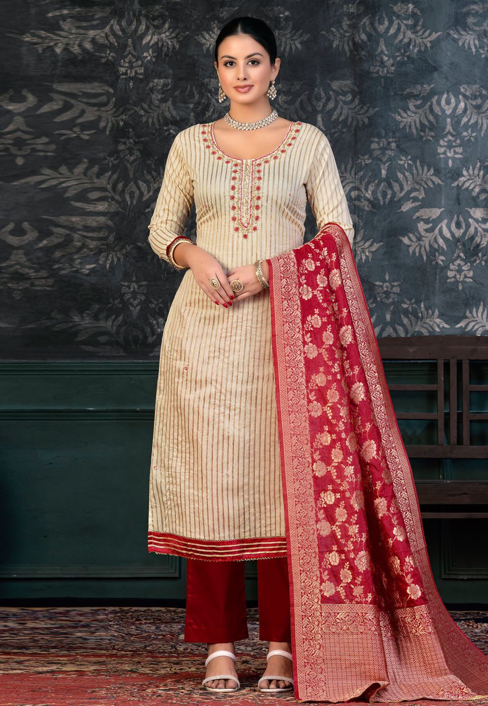 Beige Cotton Pakistani Suit 272385