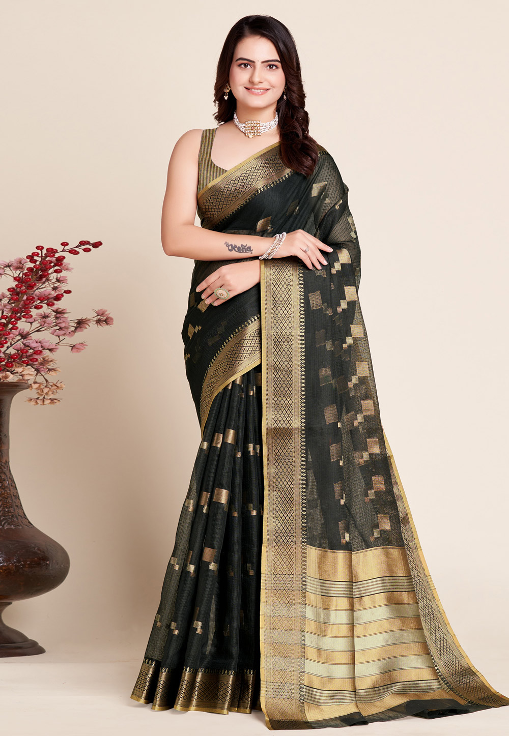Black Silk Saree With Blouse 273224