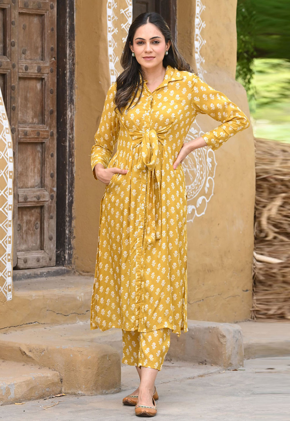 Mustard Muslin Kurta Set With Pant 256961