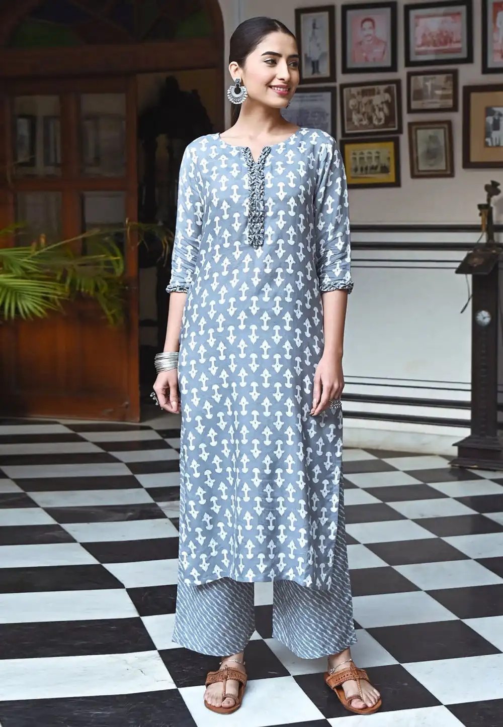 Grey Muslin Kurta Set With Palazzo 256963