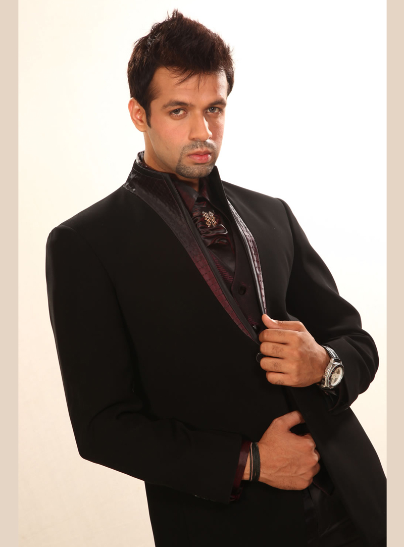 Black Italian Designer Suit 128009