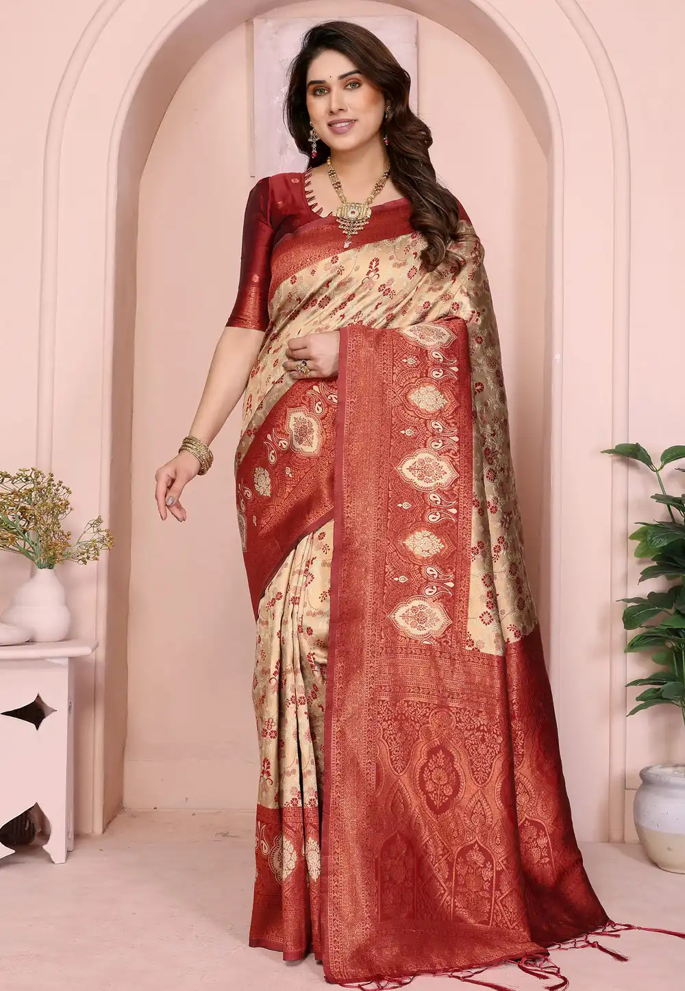 Beige Banarasi Silk Saree 314420