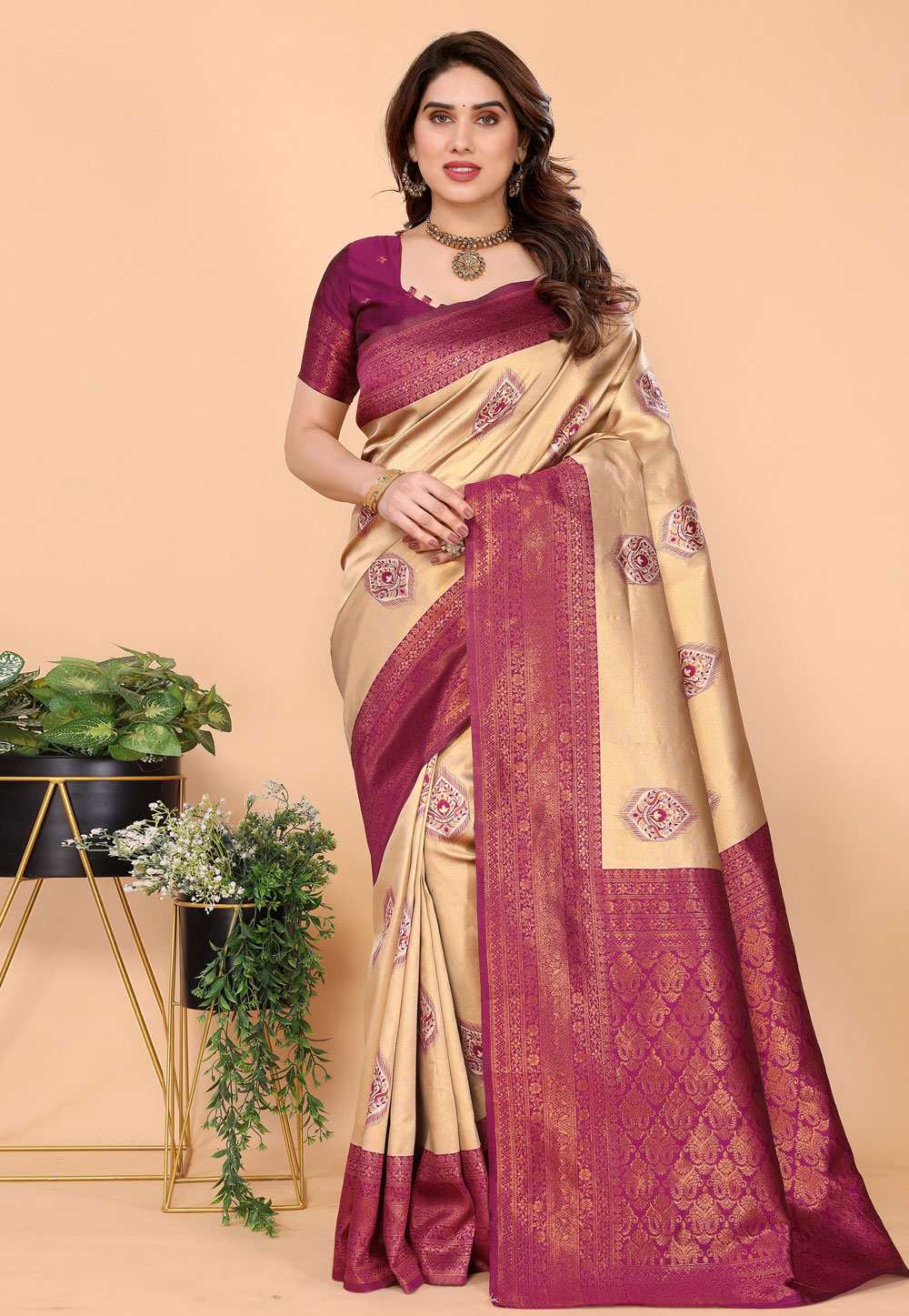 Beige Banarasi Silk Saree 311492