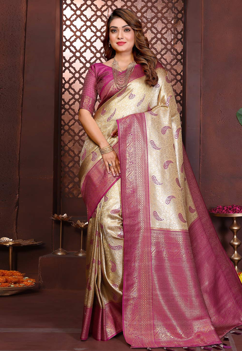 Beige Banarasi Silk Saree 320613