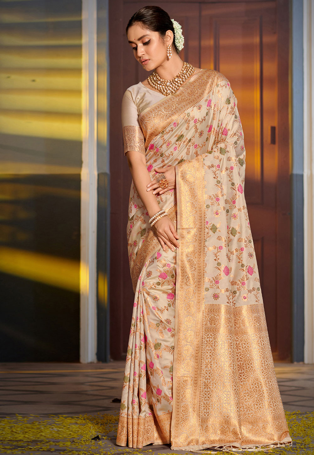 Beige Banarasi Silk Saree 311471