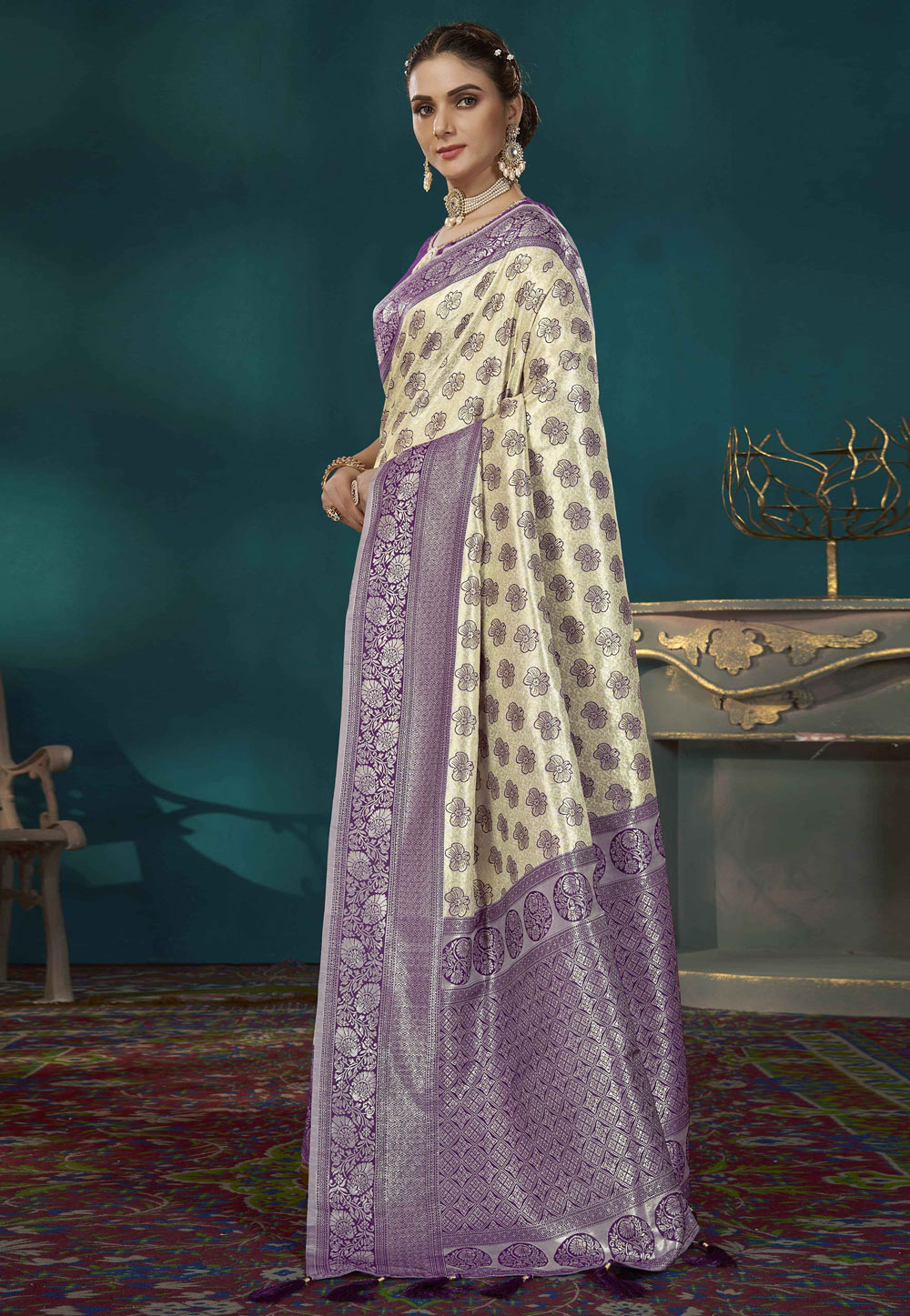 Beige Banarasi Silk Saree 287809