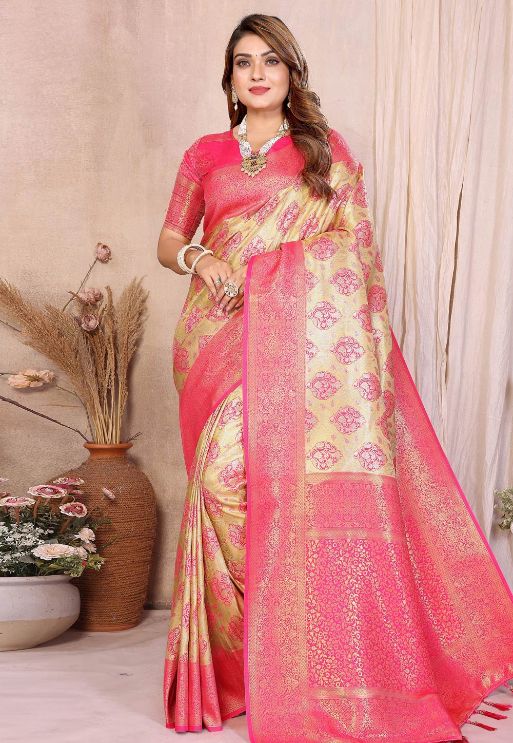 Beige Banarasi Silk Saree With Blouse 320627