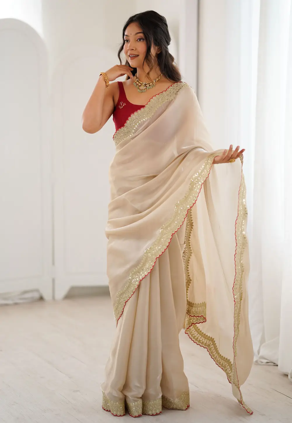 Beige Chiffon Saree With Blouse 334780