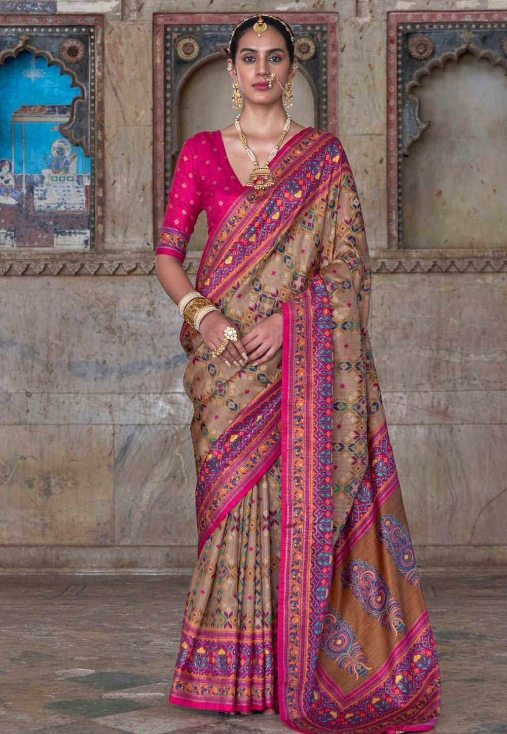 Beige Silk Saree With Blouse 318447