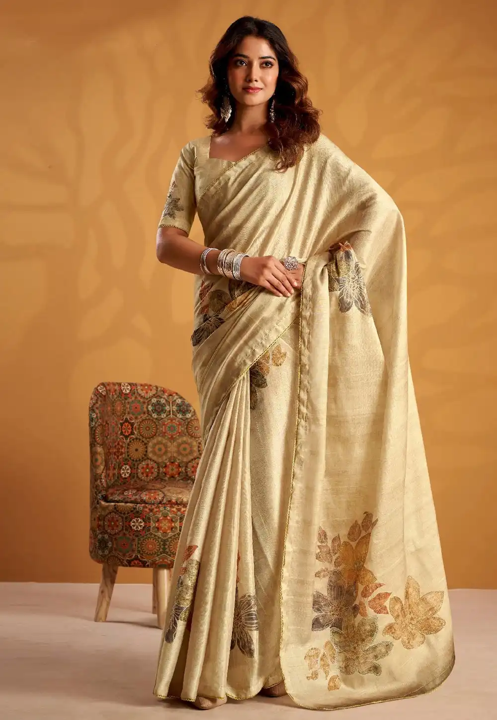 Beige Tussar Silk Saree With Blouse 323762