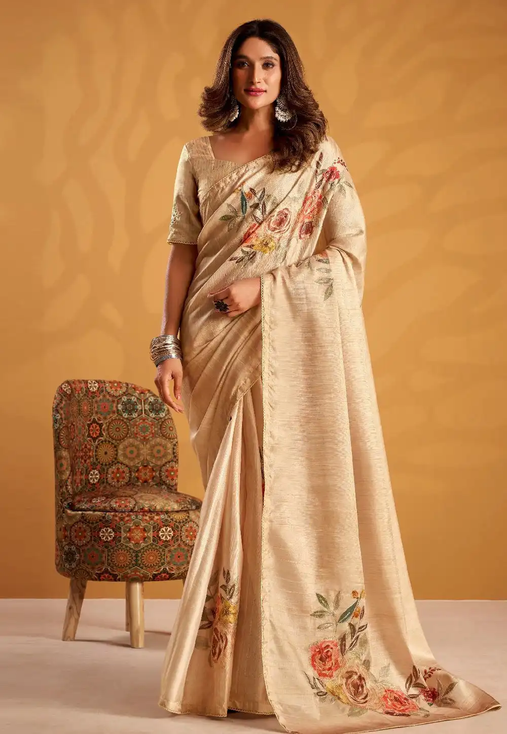 Beige Tussar Silk Saree With Blouse 323764