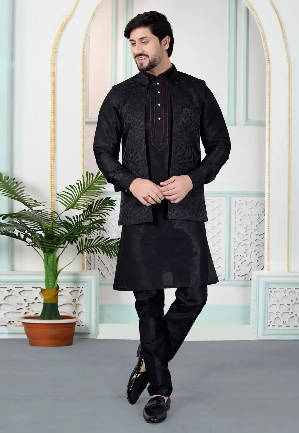 Black Art Silk Kurta Pajama With Jacket 323374