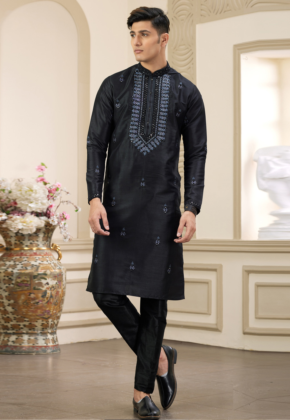 Black Banarasi Kurta Pajama 308574