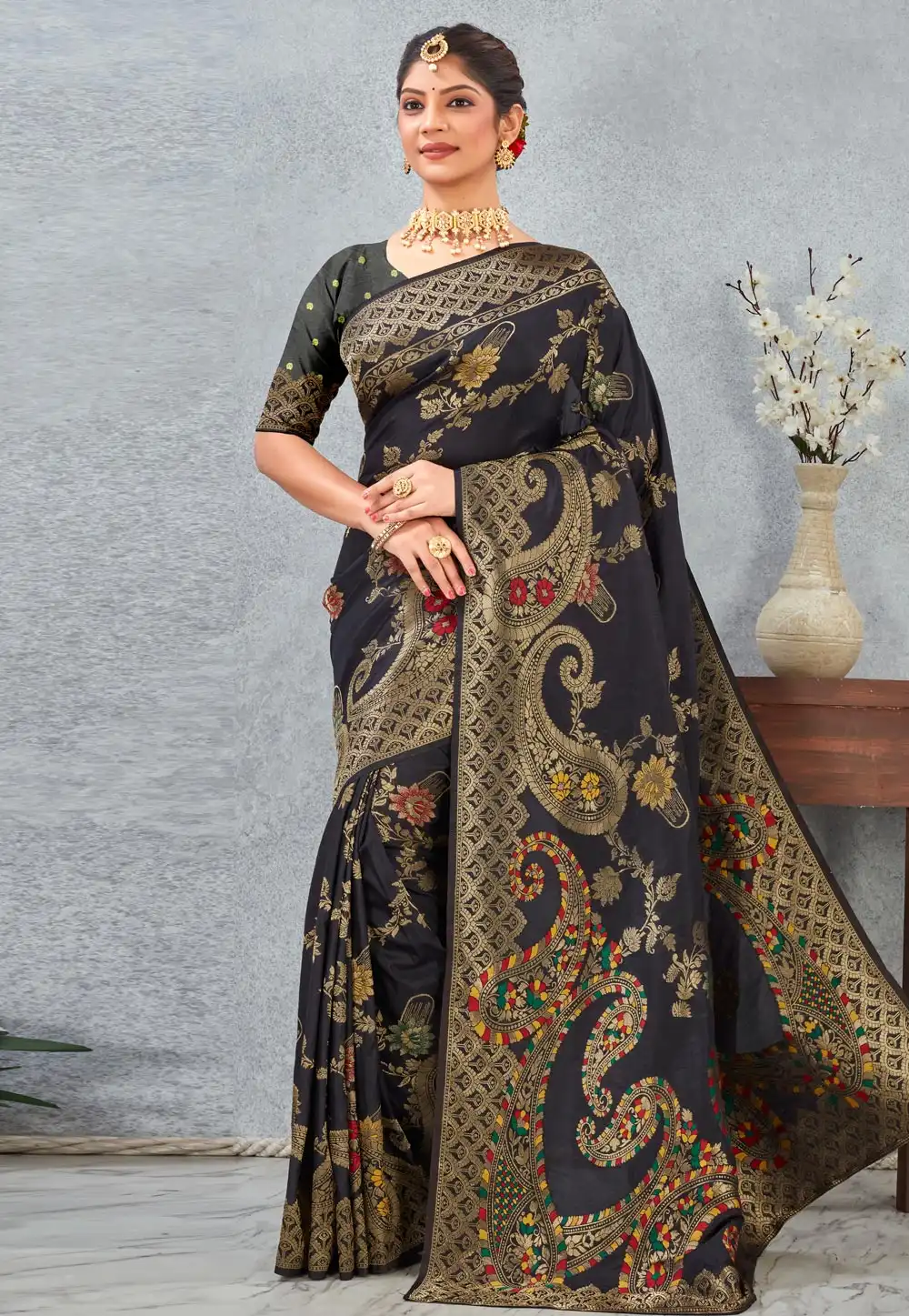 Black Banarasi Silk Saree 318190