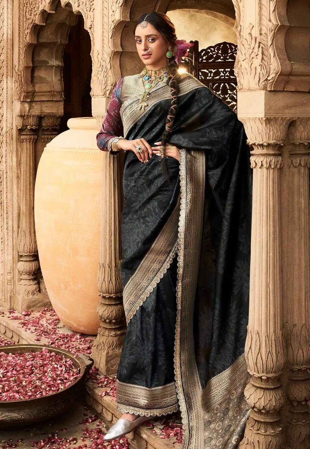 Black Banarasi Silk Saree With Blouse 313453